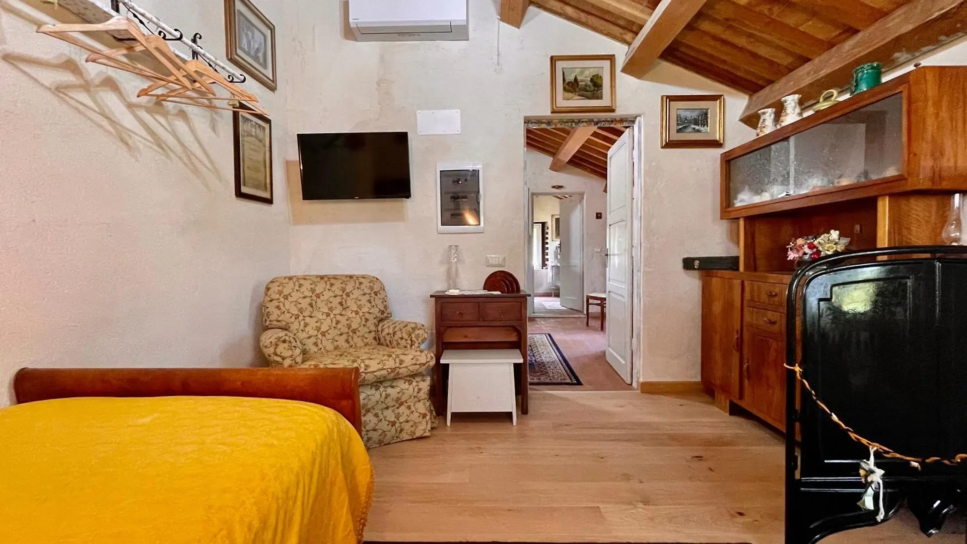 Casa vacanze Rustico Con Jacuzzi Privata Bbq E 3 Camere Montegridolfo